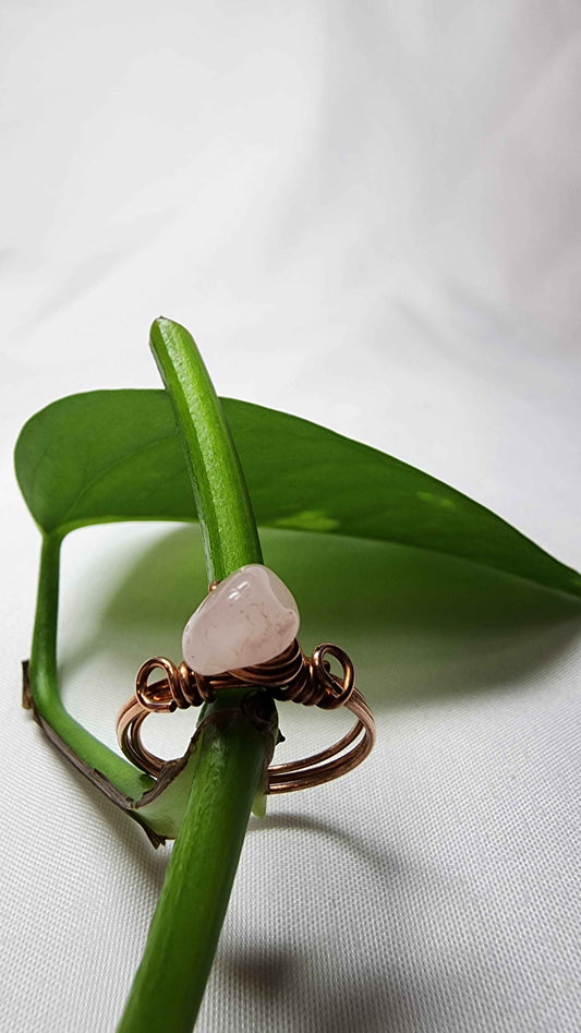 Rose Quartz Chip + Copper Ring