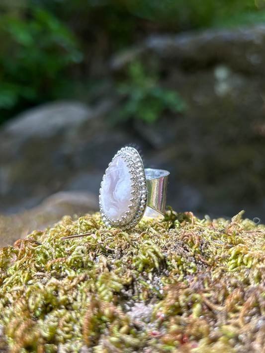 Gray & White Agate Wide-Band Ring